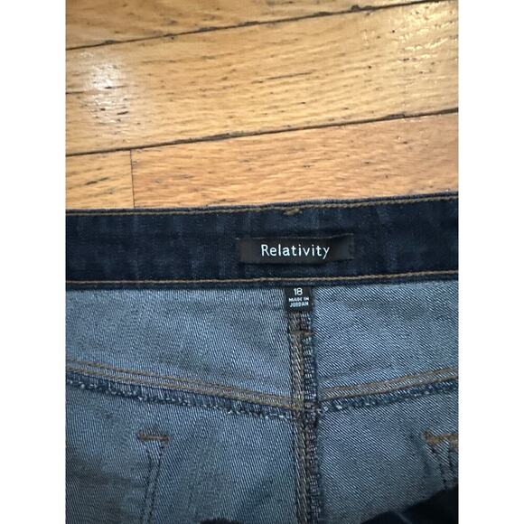 Womens Size 18 Relativity Denim Jeans - Picture 2 of 5